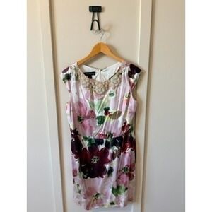 St John Silk Blend Floral Spring Beaded Neckline Sheath Dress Pink Burgundy Sz10